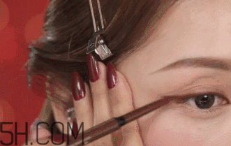 V型眼線怎么畫(huà)？V型眼線畫(huà)好美到冒泡