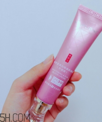 自然堂和美膚寶哪個(gè)好一些？適合自己膚質(zhì)的才是最好的