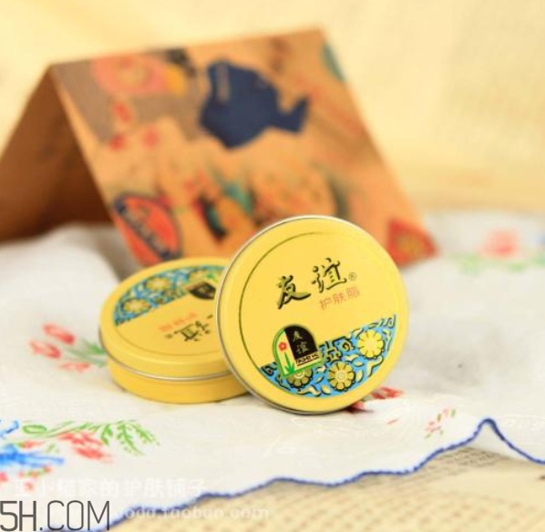 友誼護手霜好用嗎？國貨經(jīng)典復(fù)古懷舊款護手霜