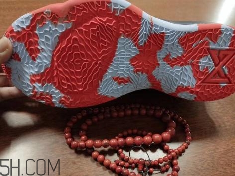 nike pg 2 okc保羅二代戰(zhàn)靴實物什么樣？