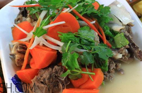 胡蘿卜煮多久能熟 胡蘿卜煮著吃有營(yíng)養(yǎng) 胡蘿卜煮多久能熟 胡蘿卜煮著吃有營(yíng)養(yǎng)