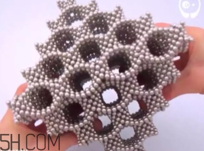 巴克球多少錢一盒？低價(jià)格的網(wǎng)紅玩具