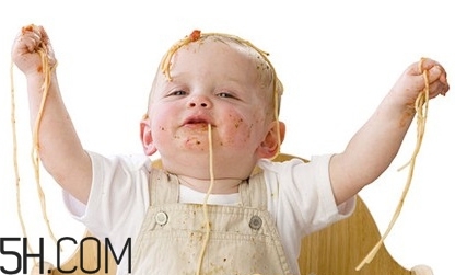 孩子多動癥有何原因？患有多動癥5大因素