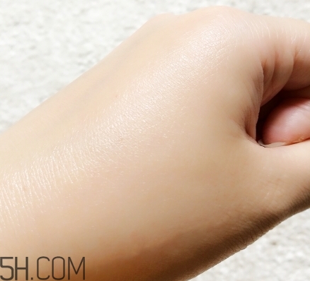 自然堂凝時(shí)鮮顏系列多少錢？來(lái)看看這個(gè)系列的產(chǎn)品