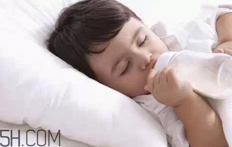 怎么快速斷奶？先降奶量是關(guān)鍵