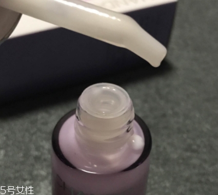 自然堂凝時鮮顏系列適合什么膚質(zhì)？