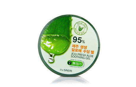 得鮮蘆薈膠含酒精嗎？蘆薈膠當(dāng)睡眠面膜的作用