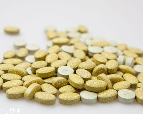 媽富隆要吃多久？短效避孕藥服用時(shí)間