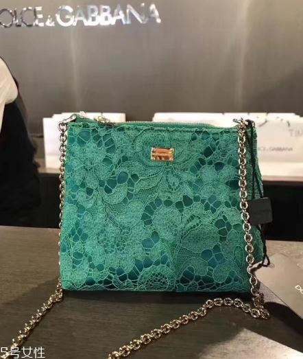 杜嘉班納包包什么檔次？經(jīng)典貴族的必入品牌