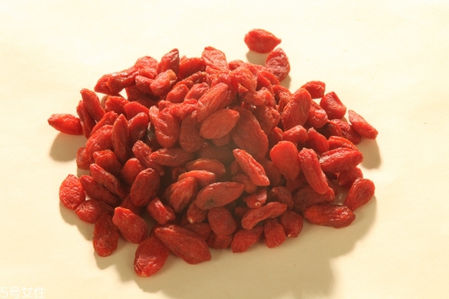 女人常吃哪些食物能滋陰補(bǔ)血？五大滋陰補(bǔ)血圣品