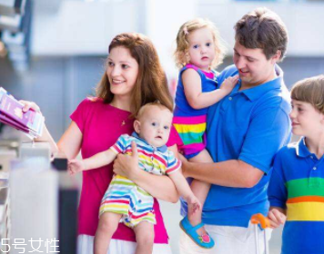 寶寶做飛機要注意些什么？寶寶旅游行李清單