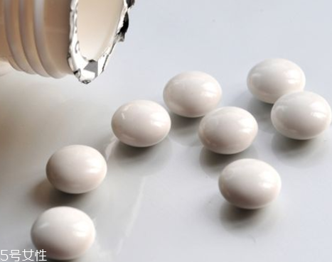 乙型流感會嘔吐嗎？嘔吐跟乙型流感有關嗎？