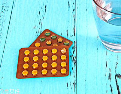 乙型流感會嘔吐嗎？嘔吐跟乙型流感有關嗎？