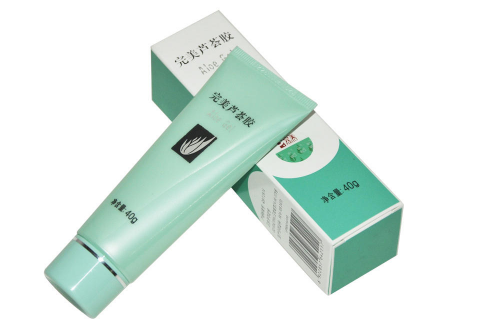 用蘆薈膠前怎么護(hù)膚？蘆薈膠可以單獨使用