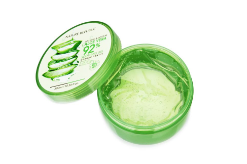 用蘆薈膠前需要洗臉嗎？蘆薈膠小孩也可以用