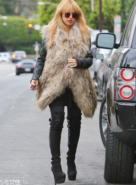 過膝靴適合多高的人穿？不是大長腿也可以穿