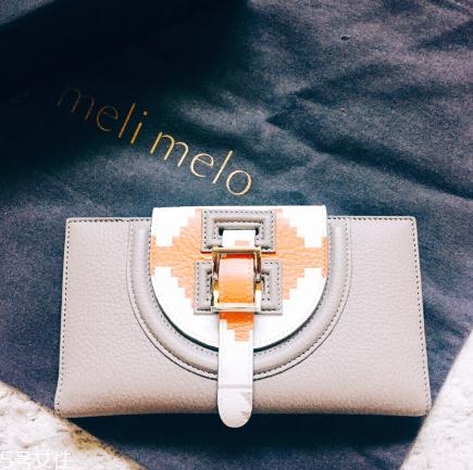 meli melo包包怎么樣？這個(gè)英國(guó)奢侈品牌不一般
