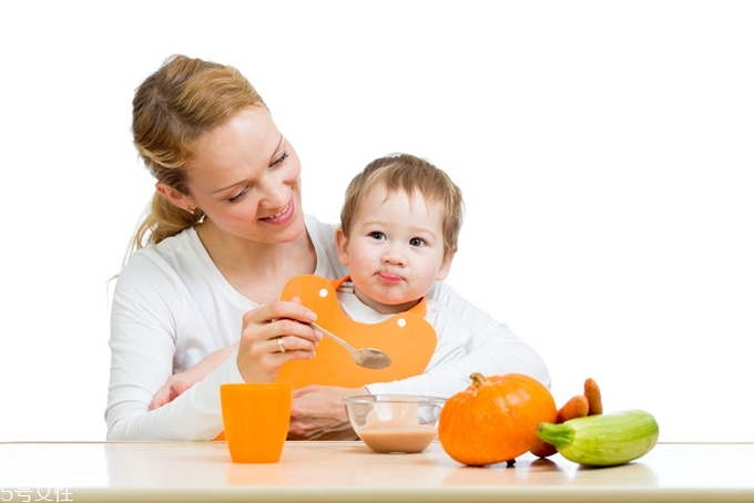 怎樣給嬰幼兒補(bǔ)鋅比較好？補(bǔ)鋅的正確方法