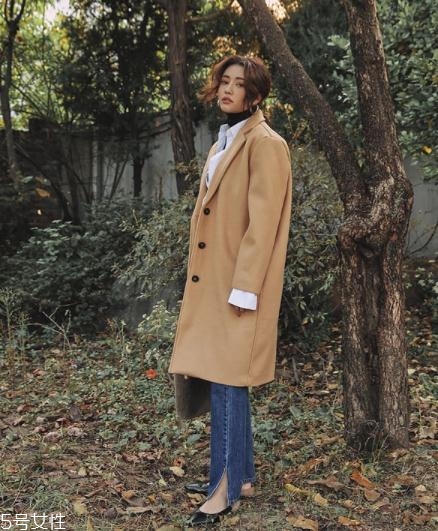 卡其色大衣配什么褲子？這樣穿秒變氣質(zhì)女神