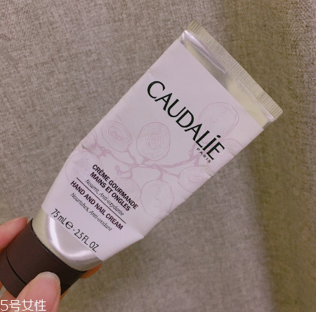 歐緹麗護(hù)手霜怎么樣？歐緹麗護(hù)手霜使用心得