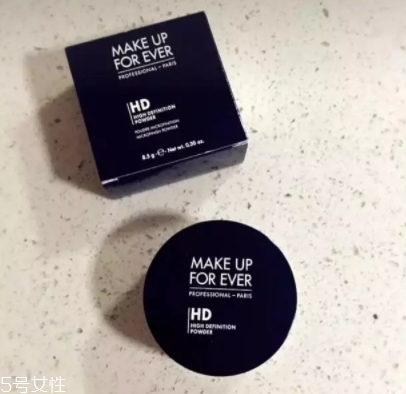 2018定妝粉哪個牌子好？10款網(wǎng)紅定妝粉讓妝效更持久