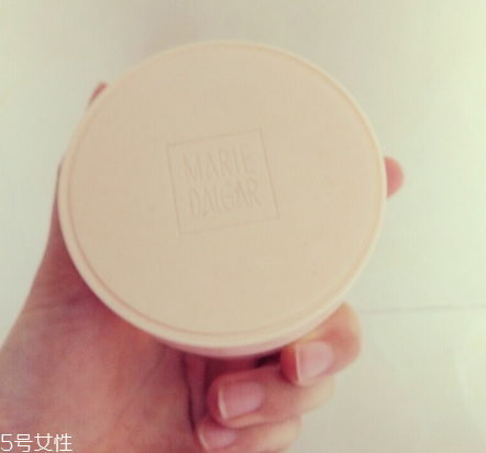 秋冬干皮救星好用的國(guó)產(chǎn)粉底推薦 水潤(rùn)持久素顏神器 秋冬干皮救星好用的國(guó)產(chǎn)粉底推薦 水潤(rùn)持久素顏神器