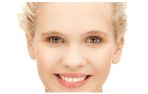 外國(guó)人為什么不用割雙眼皮？白種人天生雙眼皮