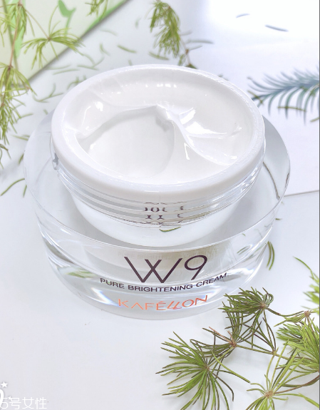 凱芙蘭素顏霜好用嗎？凱芙蘭平價(jià)中的戰(zhàn)斗機(jī)