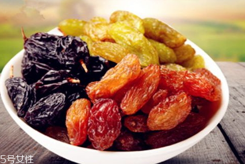 葡萄干生蟲(chóng)了還能吃嗎 生蟲(chóng)的葡萄干更天然 葡萄干生蟲(chóng)了還能吃嗎 生蟲(chóng)的葡萄干更天然