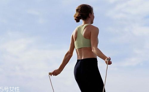 怎樣跳繩可以有效減肥？推薦這四種跳繩方式