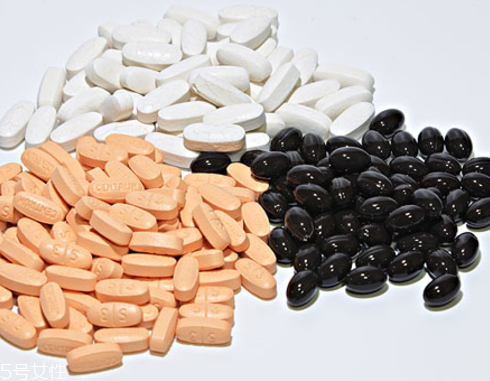 媽富隆調經要吃幾個月？避孕藥調經正確方法