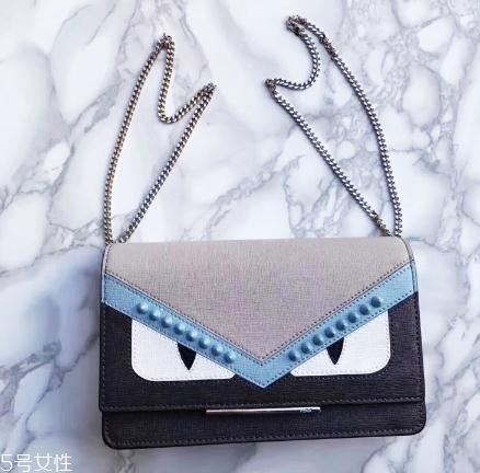 fendi包包怎么樣？時(shí)尚潮人人手一個(gè)的包包