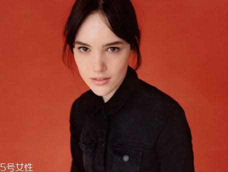 眼瞼下垂怎么自己糾正？平常沒(méi)事多做這幾件事