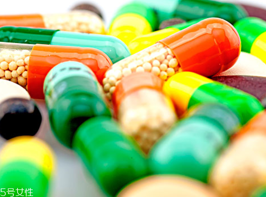 媽富隆藥店有賣嗎？購買避孕藥你要知道的事情