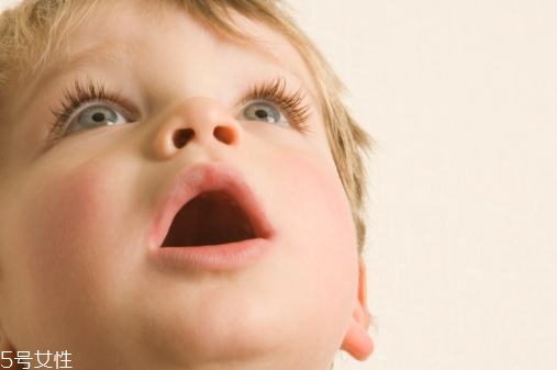 兒童流鼻血該怎么辦？兩招有效止血