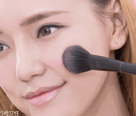 怎么打造高級臉？巧用腮紅顏值up up！