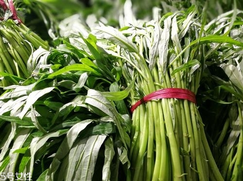 如何洗凈空心菜上殘留農(nóng)藥？四大清洗方法