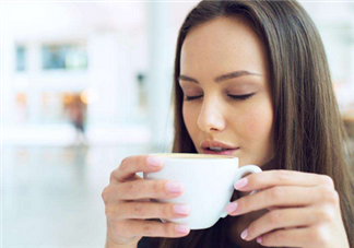 久坐不動(dòng)上班族如何減肥？越努力工作的人越容易發(fā)胖