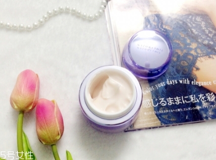 自然堂面霜效果怎么樣？秋冬補(bǔ)水從一款面霜開始