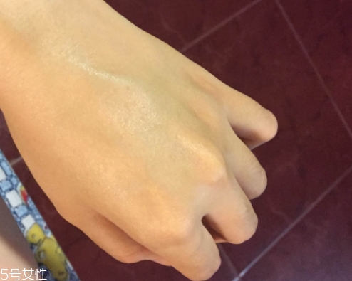 自然堂面霜效果怎么樣？秋冬補(bǔ)水從一款面霜開始