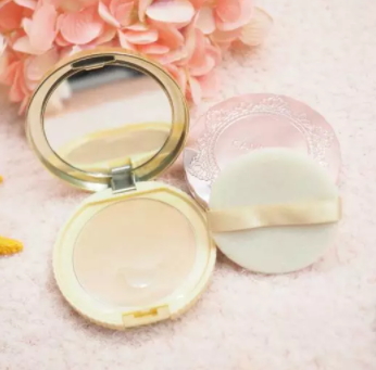 2018礦物粉餅?zāi)膫€牌子好？7款礦物質(zhì)粉餅更適合痘痘肌