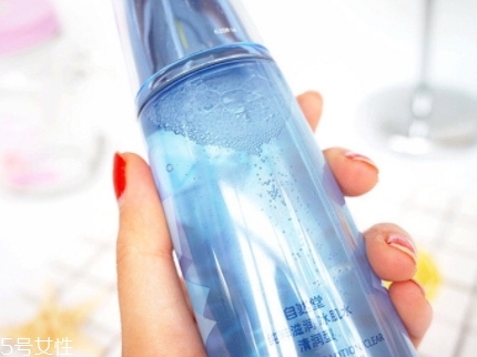 自然堂爽膚水怎么樣？看看是不是含酒精