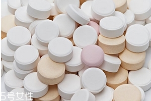 葉酸會(huì)加重孕吐嗎？教你緩解孕吐的絕招