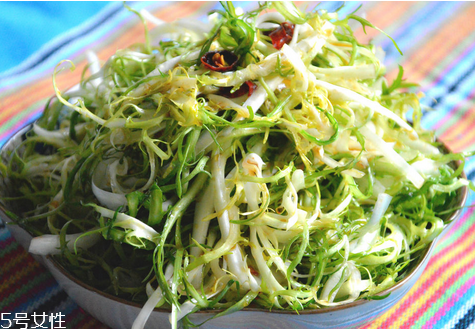 苦菊涼拌用開水焯水嗎？苦菊涼拌才好吃