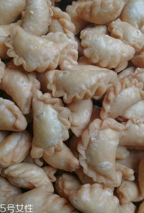 油角的皮要怎樣才松脆？關(guān)鍵看火候和時(shí)間