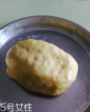 炸油角的面怎么和？用生面還是燙面你知道嗎？