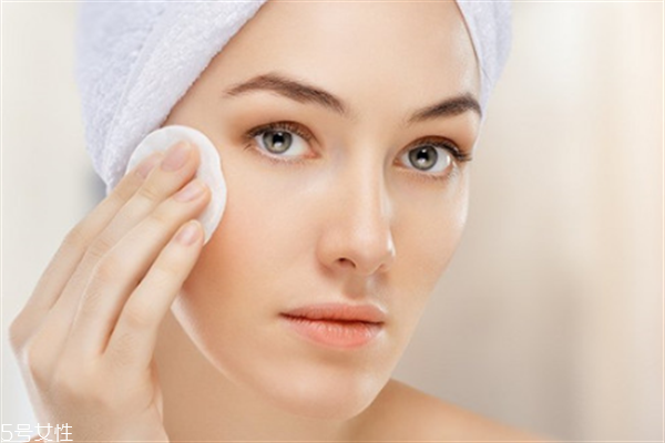 毛孔粗大用什么底妝好？不良的生活習(xí)慣也會(huì)導(dǎo)致毛孔粗大