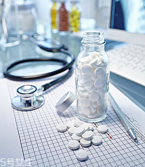 葉酸晚上吃可以嗎？葉酸早晨服用最好