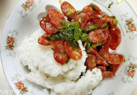 椰子油有什么作用 椰子油的五大用法 椰子油有什么作用 椰子油的五大用法