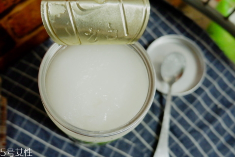 椰子油有什么作用 椰子油的五大用法 椰子油有什么作用 椰子油的五大用法